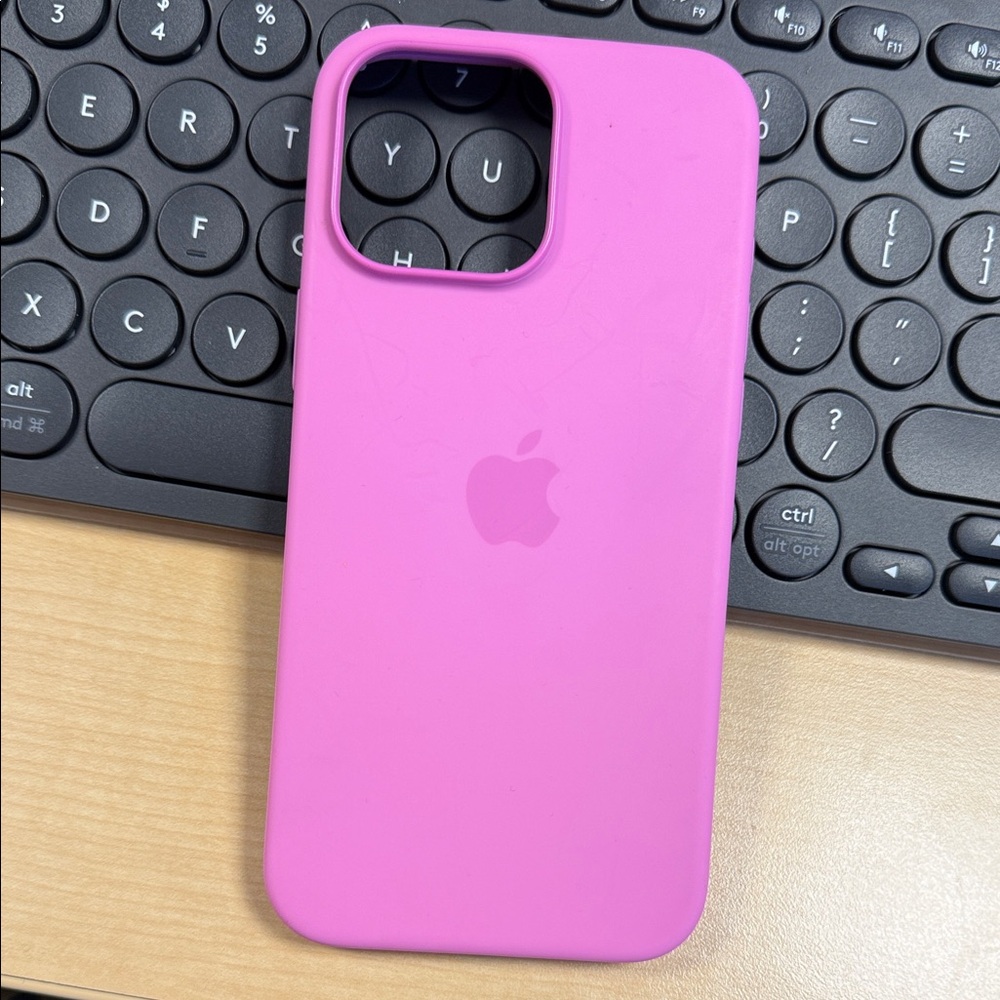 Apple Magenta Silicone iPhone Case IPhone 16 PROMAX *Authentic*